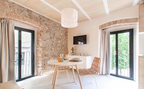 Aeris Boutique Studio
